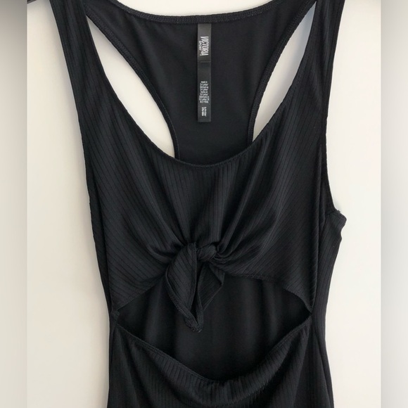 Victoria Secret Sport Dress Women’s S Black Open Mid Section Tank Tie Knot Front - Picture 4 of 11